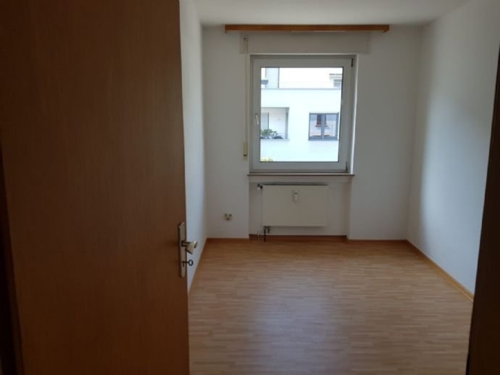 Traumhafte 4 ZKB mit Balkon: WG-geeignet für Studenten der HS Trier – Trier West Twf, 54294 Trier Euren – Vorschaubild 10