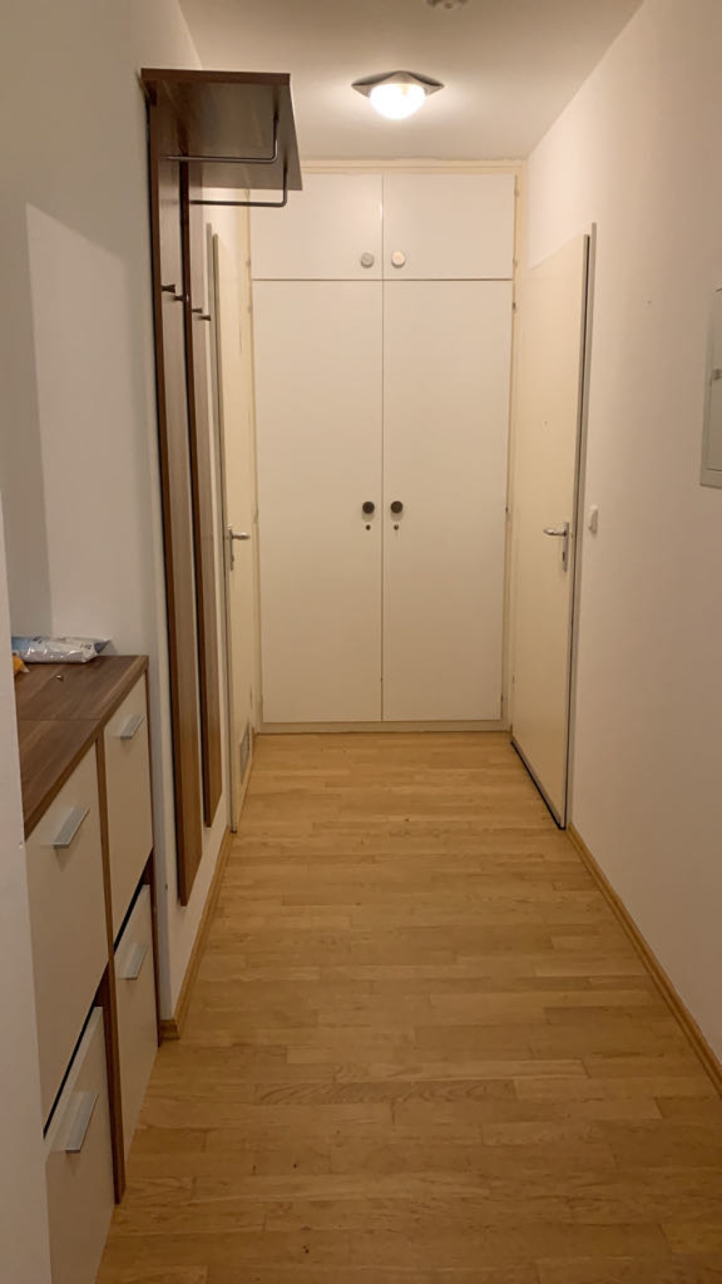 WG-Zimmer Thalkirchen-Obersendling-Forstenried-Fürstenried-Solln Bellinzonastraße 21 - Corridor