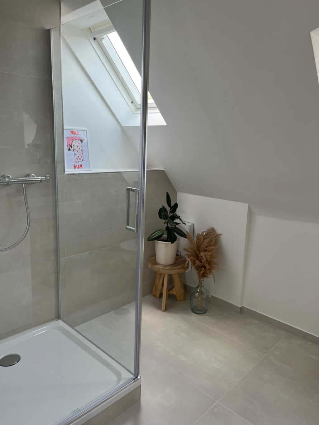 Habitación en WG Feuerbach Im Siebenzehnerle - foto 13