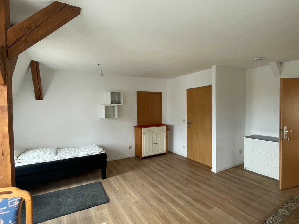35 m2 teilmöblierte Wohnung mit eigener Küche & Bad – Lindenau, ab 1.10. für 650 € warm – Aurelienstraße, 4177 Leipzig Lindenau – Vorschaubild 3