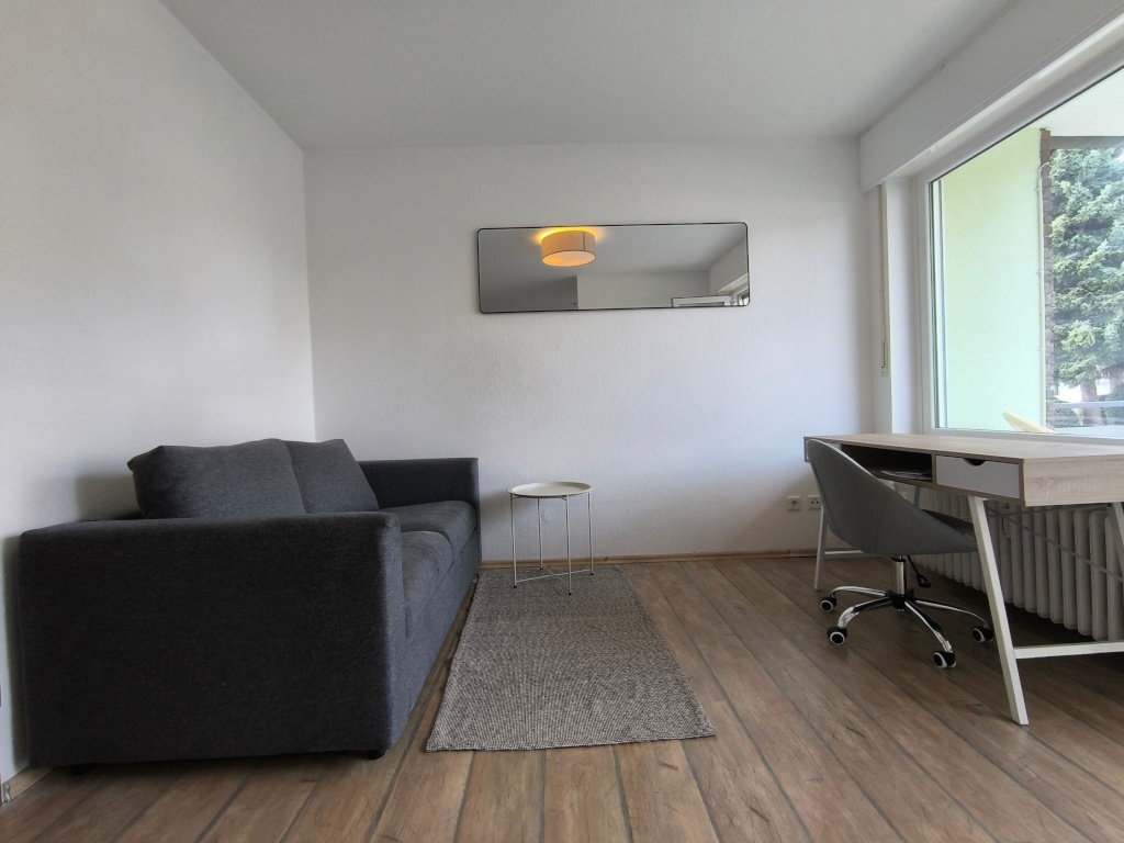 Möbliertes 1,5-Zimmer-Studentenapartment 40m2 mit Balkon in Bielefeld-Theesen – Kahler Krug 10, 33739 Bielefeld Theesen – Vorschaubild 3