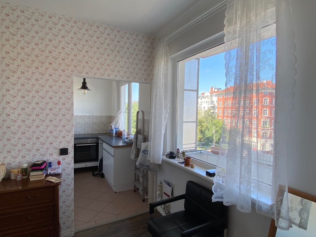 Möblierte Einzimmerwohnung Wohnung in Kreuzberg nähe Bergmannkiez AUF ZEIT 38m2 mit Balkon Möbliert Hell – Großbeerenstraße, 10965 Berlin Kreuzberg – Vorschaubild 3