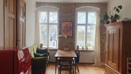 Komfortable Altbauwohnung mit Wasserblick - Kreuzberg – Zwischenmiete bis Nov. 26 — photo 1
