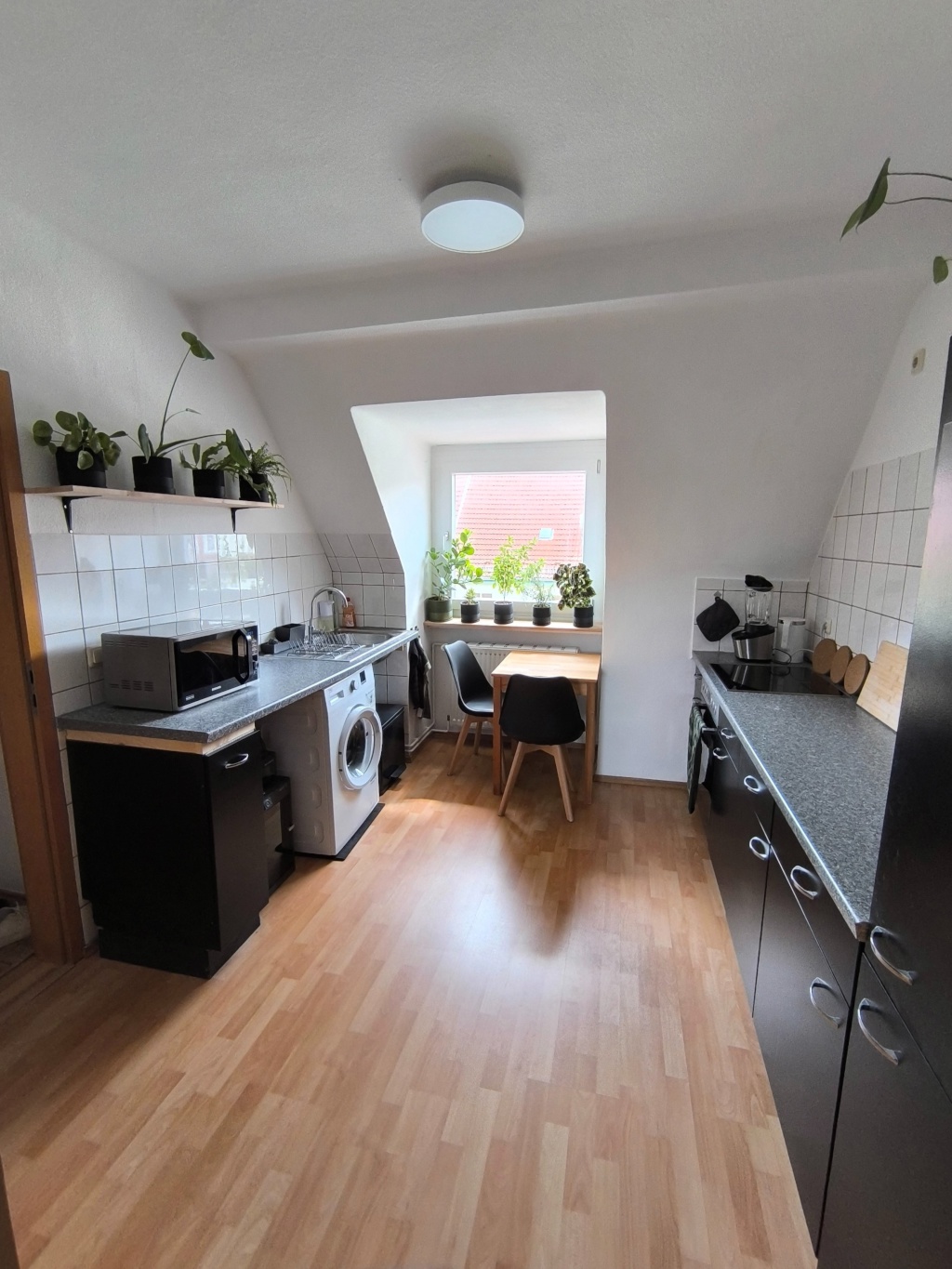 Möbelierte 1-Zimmer-Wohnung – Roststraße 27, 99086 Erfurt Ilversgehofen – Vorschaubild 5
