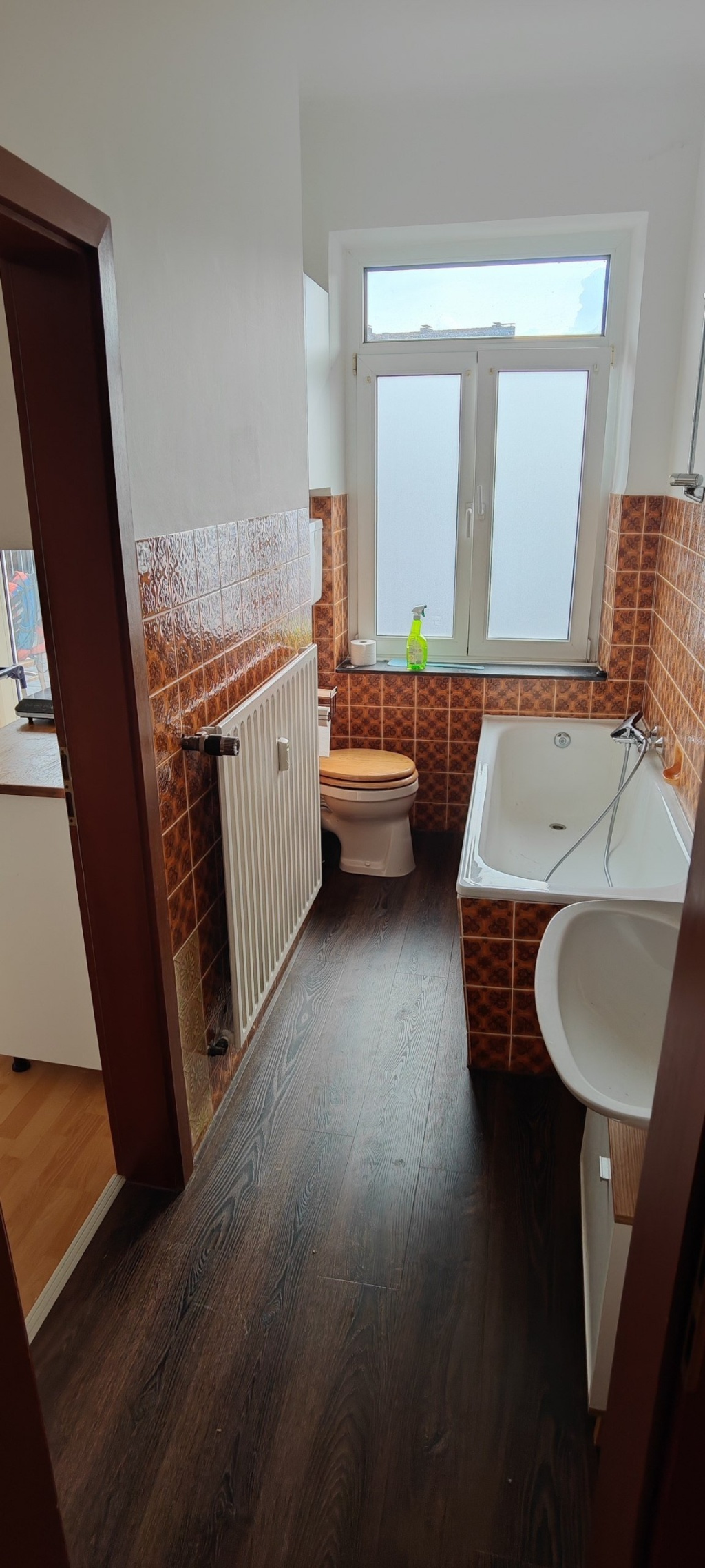 Möblierte 2-Zimmer Wohnung im Altbau in sehr zentraler Lage mit Dachterrasse, PV-Anlage und Klimaanlage – Stephanstraße 2, 52064 Aachen Aachen – Vorschaubild 6