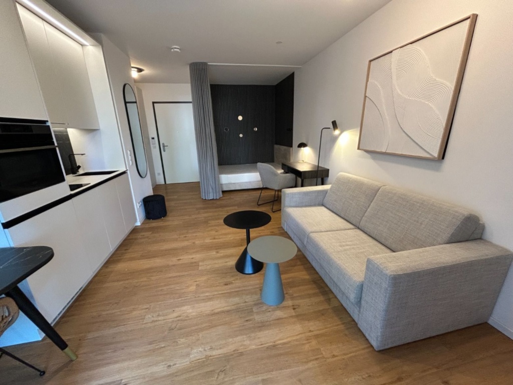 1-Zimmer-Wohnung Berlin Biedenkopfer Straße 54 - Modernes Wohnzimmer