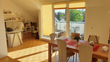 Ad image: Lebendiger Alltag: 2-Zimmer-Wohnung in Frankfurt-Dornbusch/Eschersheim