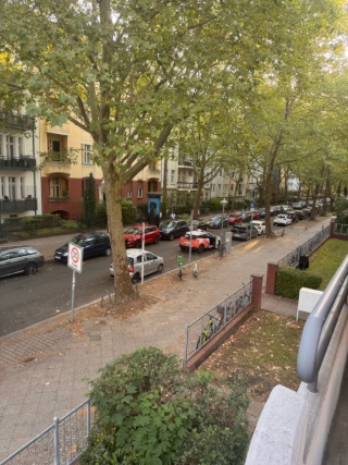 WG Zimmer in 5 Zimmer Wohnung in Berlin Steglitz — photo 1
