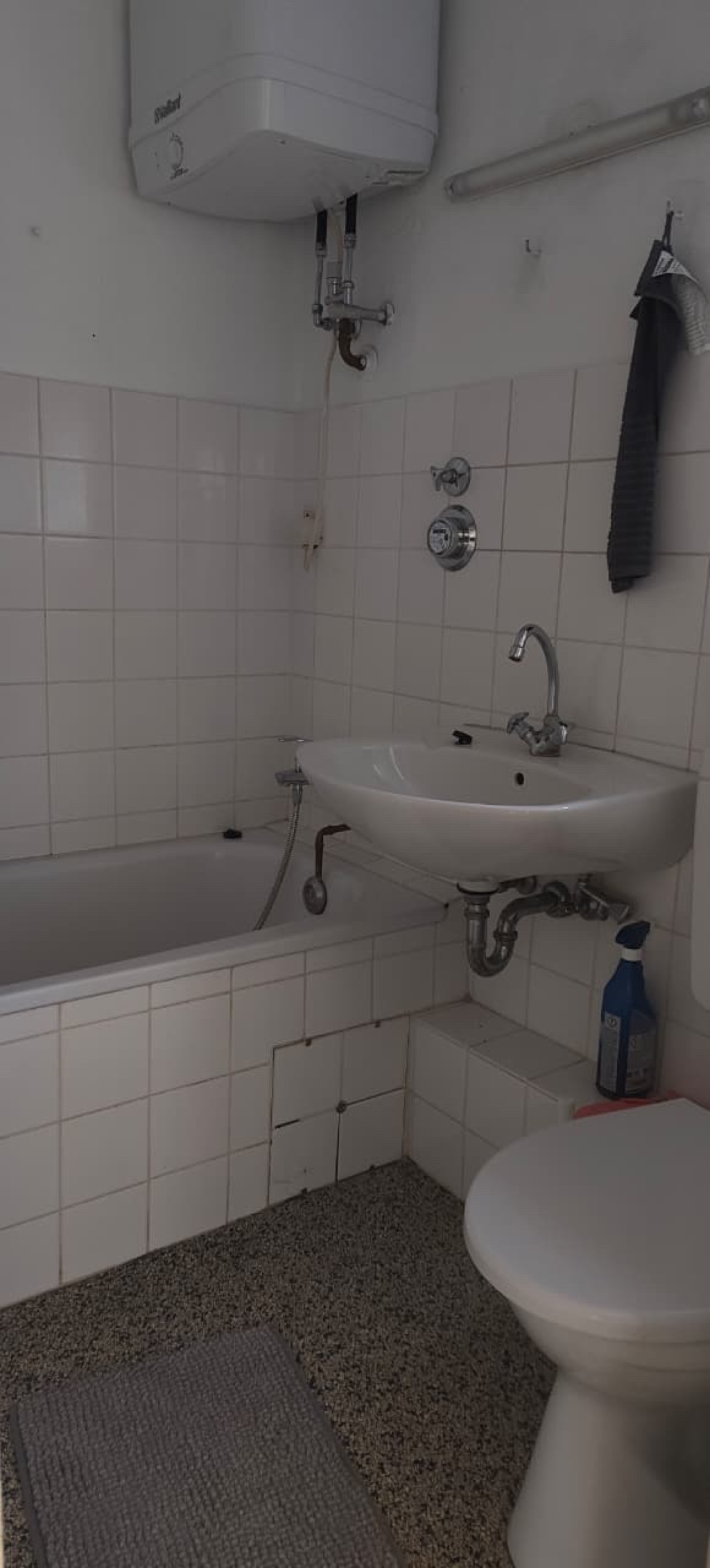 1-room apartment available for sublease – Fuhlsbüttler Straße 3, 22307 Hamburg Barmbek-Nord – Vorschaubild 4