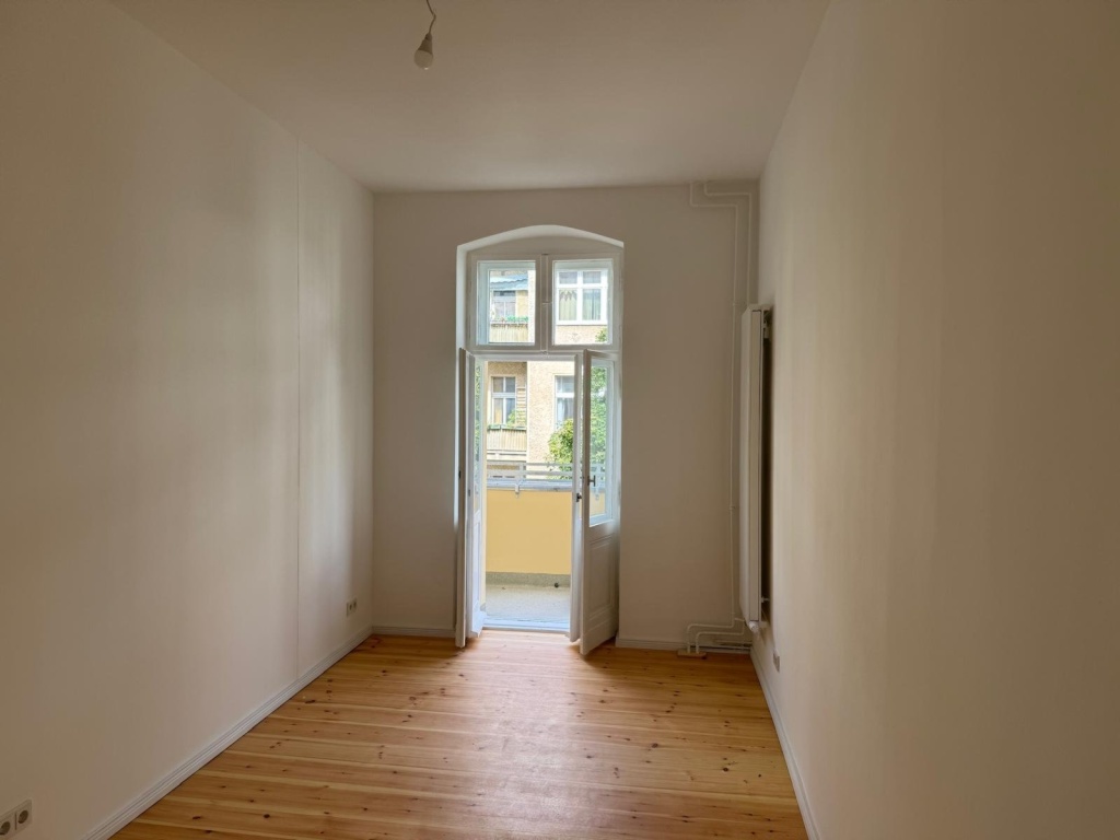 Newly renovated furnished 2-room apartment (approx. 70 m2) with balcony – Paul-Robeson-Straße, 10439 Berlin Prenzlauer Berg – Vorschaubild 7