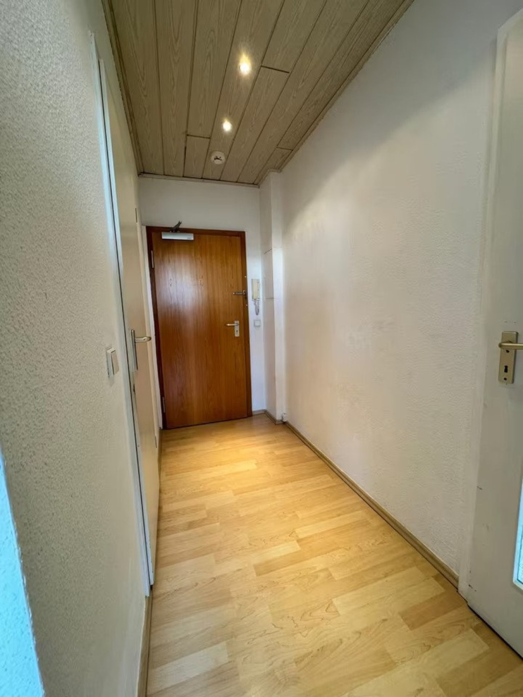 2-Zimmer-Wohnung mit imposantem Blick im Herzen von Berlin Mitte – Holzmarktstraße 73, 10179 Berlin Mitte – Vorschaubild 6