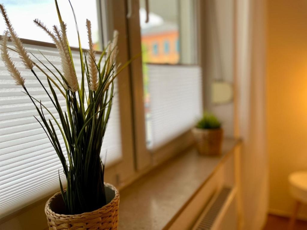 MD SFO | Suite First Option – möblierte 2 ZKB zentral – Balkon & Parkplatz wartet löffelfertig auf Sie! Ab 1.9 - befristet 6 bis 12 M - sofort einziehen! – Liebermannstraße 8, 39108 Magdeburg Stadtfeld Ost – Vorschaubild 8