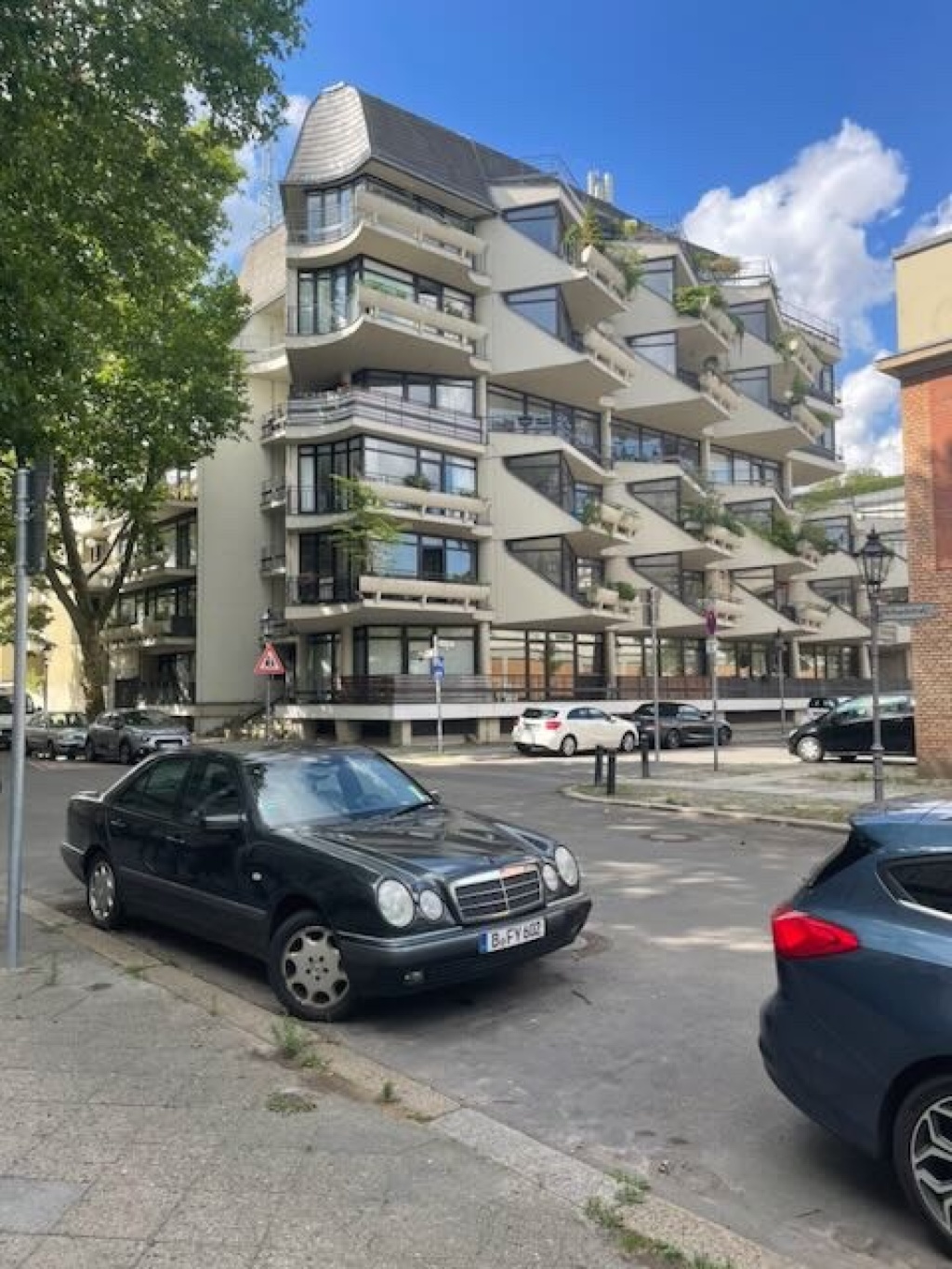 3-Zi.-Whg in Architekturikone in Charlottenburg – Nithackstraße, 10585 Berlin Charlottenburg – Vorschaubild 3