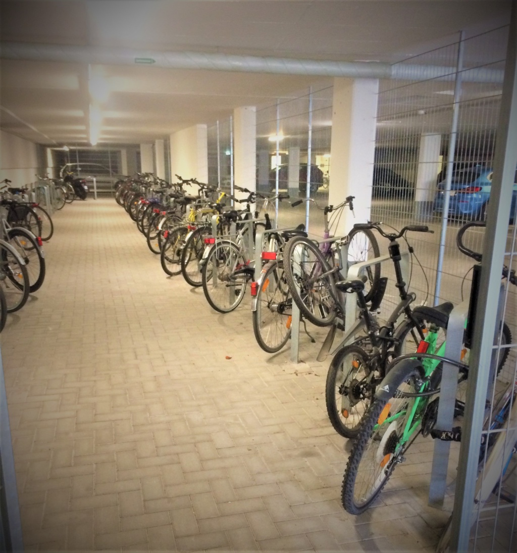 Wohnung Mitte Bärbel-Bohley-Ring 26 - gesicherter Fahhradstellplatz