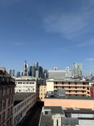 Ad image: sublet available in single apartment