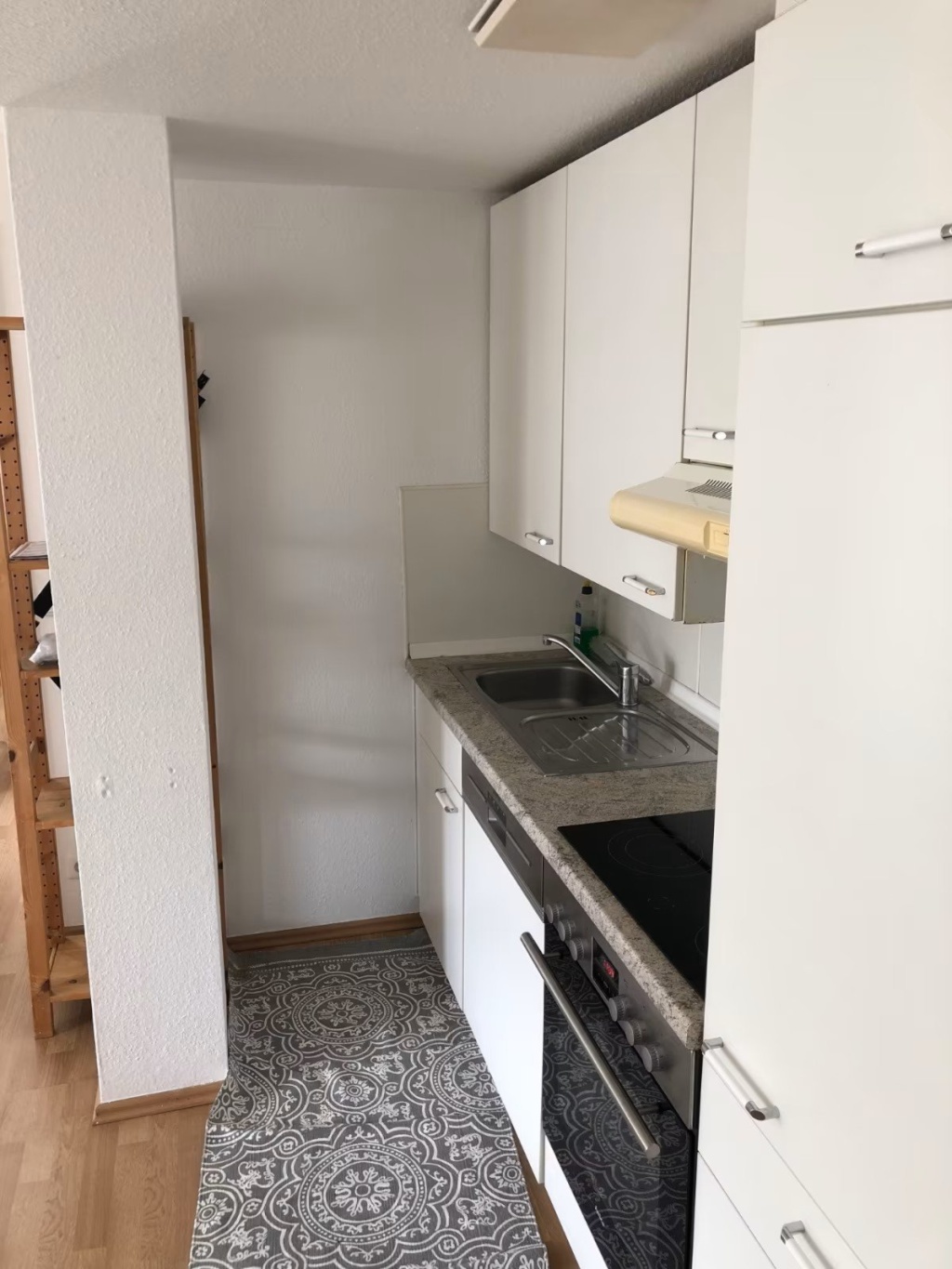 Möbliertes 2-Zimmer-Wohnung mit Balkon, ruhig und zentral. Ab Okt.2026 – Stuttgarter Straße 68, 70469 Stuttgart Feuerbach – Vorschaubild 3