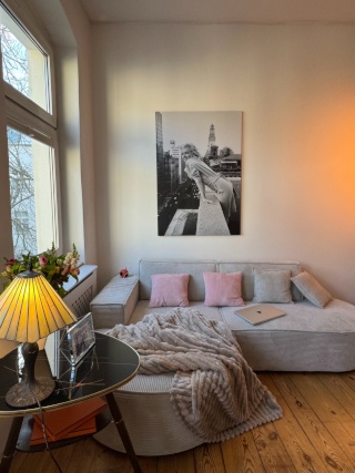 Kurzfristig: Helle möblierte 2-Zimmer Altbauwohnung im Nollendorfkiez — photo 1