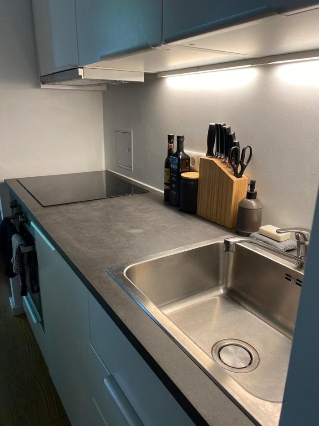 Anmuldung possible for 2 residents. Fully Furnished 2-Room Flat in Neukölln (Pflügerstraße) – Pflügerstraße, 12047 Berlin Neukölln – Vorschaubild 6