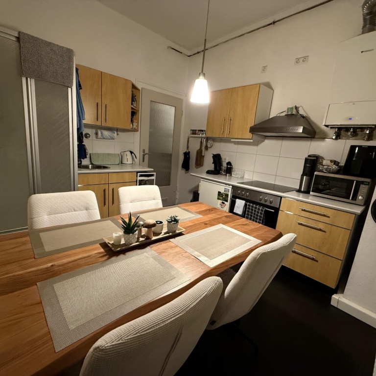 2 Zimmer Wohnung, WG geeignet – Obere Waiblinger Straße, 70374 Stuttgart Bad Cannstatt – Vorschaubild 4