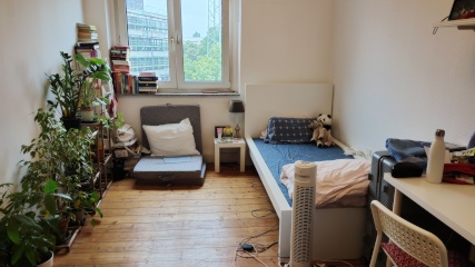 Anzeigenbild: Bright WG Room near Provinzialplatz – Balcony, Lake Nearby & Great Transport