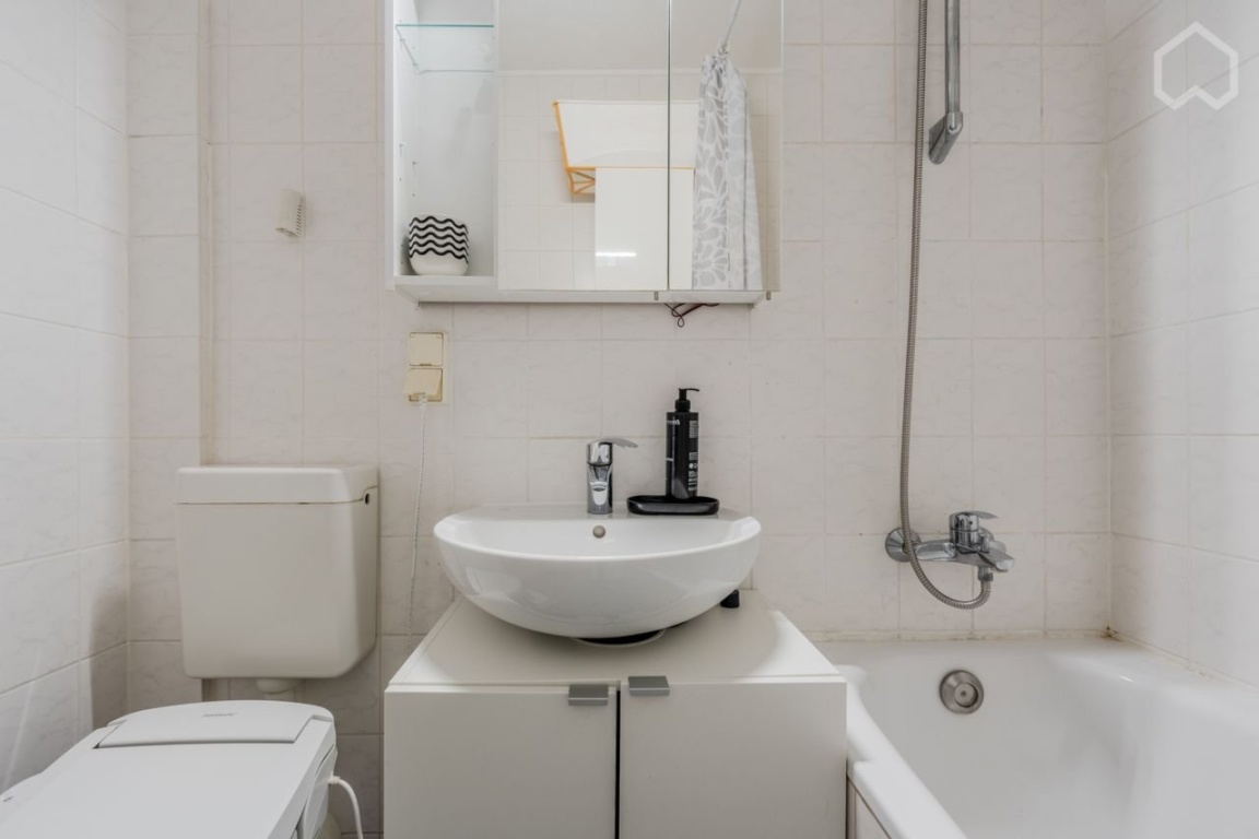 1-Zimmer-Wohnung Berlin Fischerinsel 10 - toilet 2