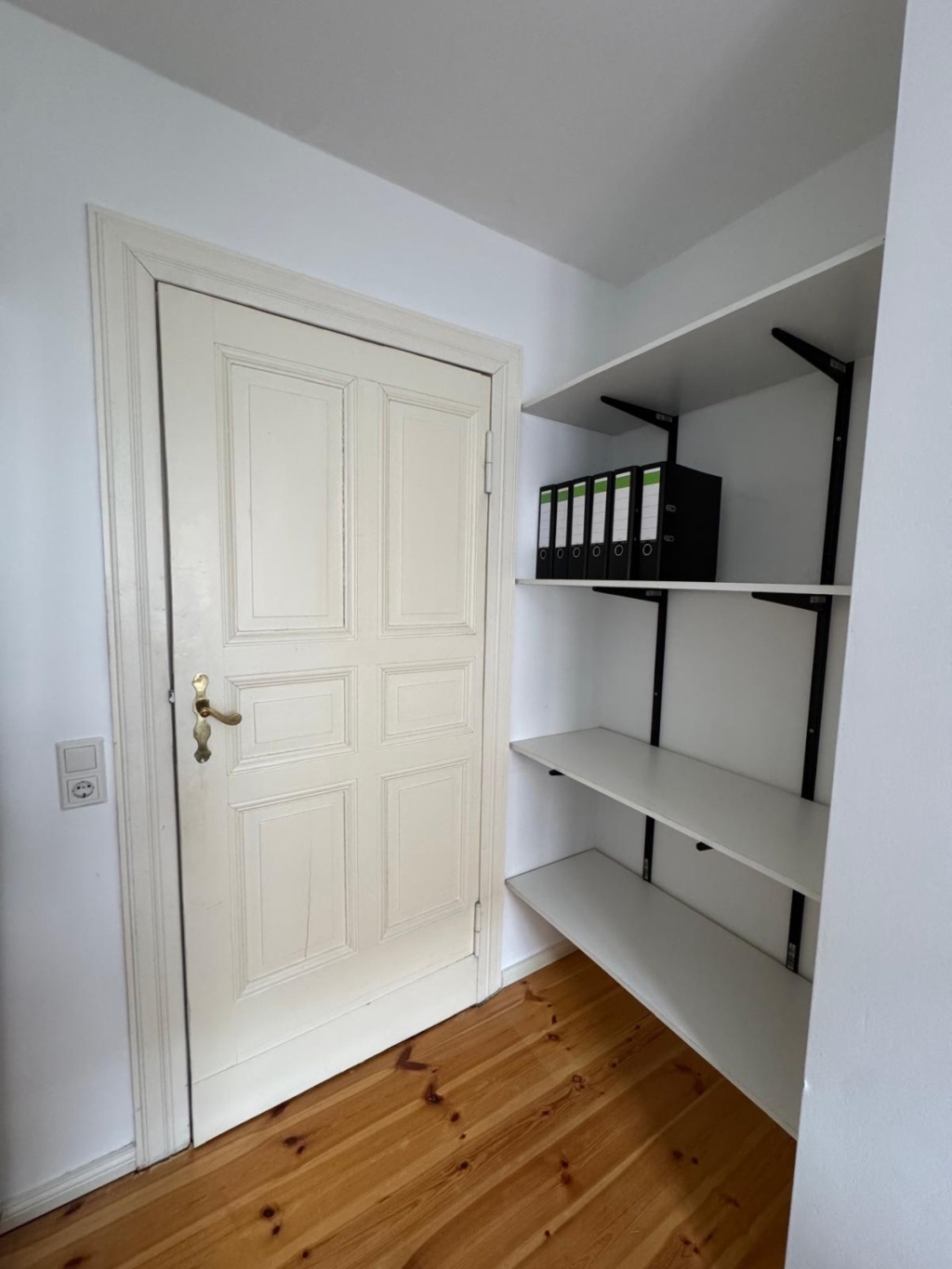 Fully Furnished 2-Room Suite (with Shared Kitchen) – Pappelallee, 10437 Berlin Prenzlauer Berg – Vorschaubild 9