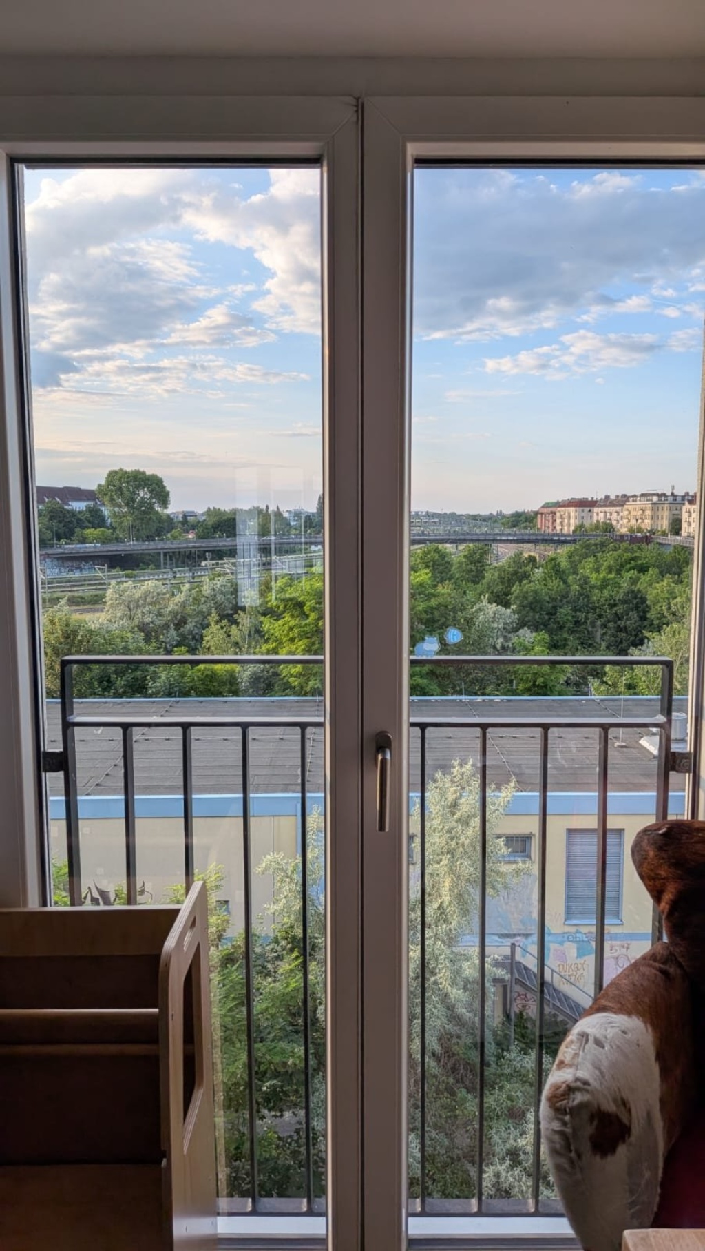 Zwischenmiete Wohnung am Mauerpark vom 01.09. - 31.10.2026 – Bärbel-Bohley-Ring, 13355 Berlin Prenzlauer Berg – Vorschaubild 4