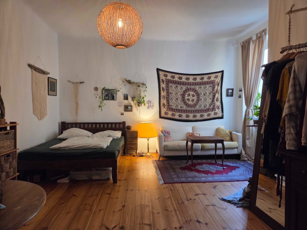 Wohnung zur Zwischenmiete von 12.09. für mind. 4-6 Monate
