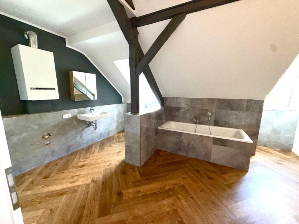 Ideal für 2er-WG | Modern sanierte DG-Wohnung in Aachen | voll möbliert | XXL-Bad – Triererstr. 398, 52078 Aachen Aachen – Vorschaubild 15