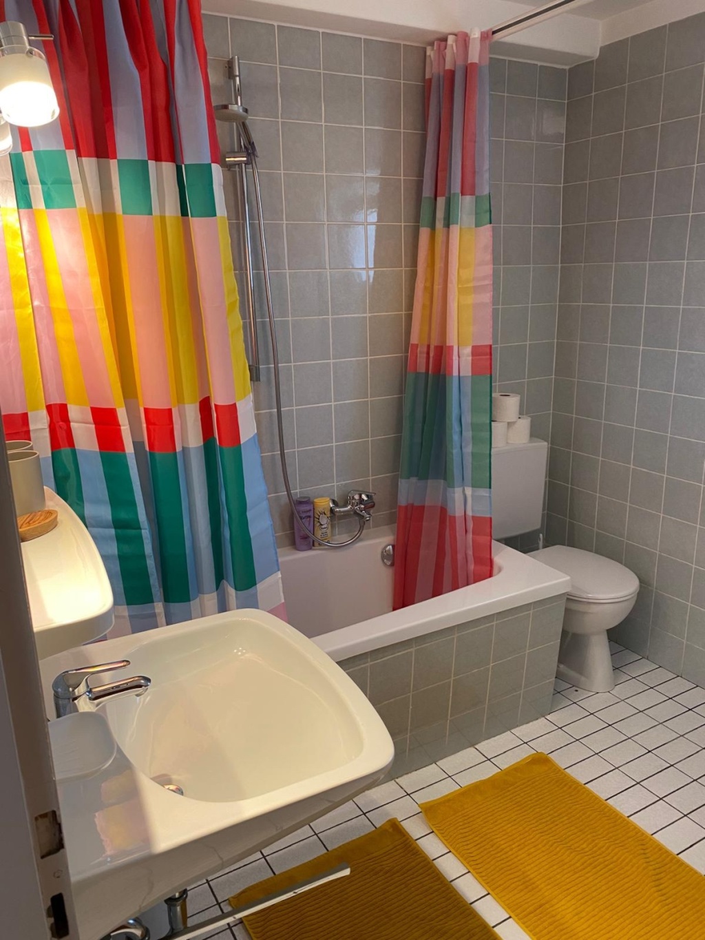 Bright, Furnished 2-Room Garden Apartment with Large Terrace in Prime Location in Tübingen – Martin-Crusius-Straße 3, 72076 Tübingen Wanne – Vorschaubild 15