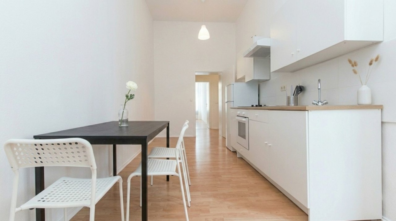 Liebevoll eingerichtetes Zimmer in Kreuzberg – Mehringdamm, 10961 Berlin Kreuzberg – Vorschaubild 5