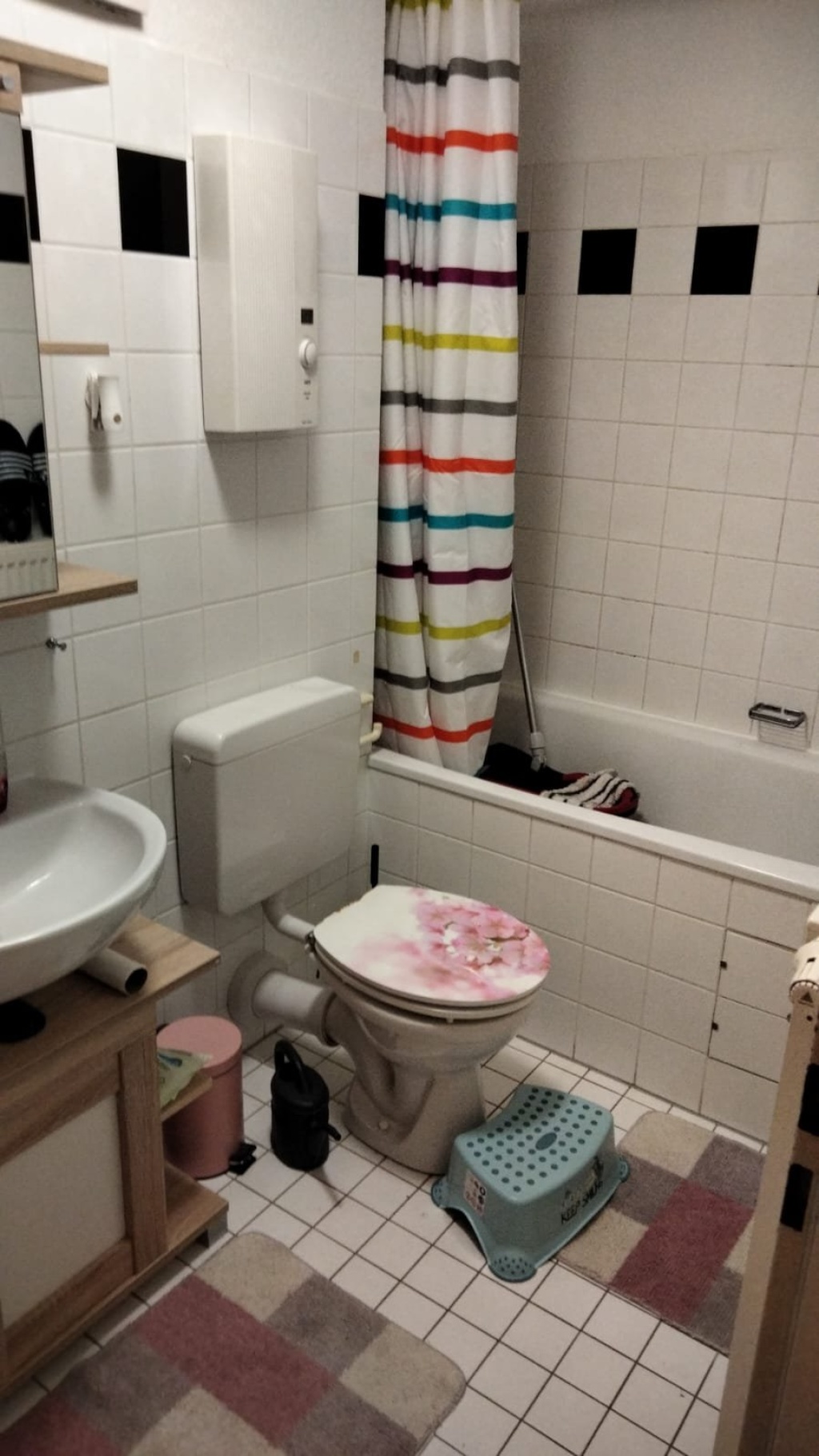 🏠 Voll möblierte 2-Zimmer-Wohnung in Köln zur Untermiete – ab sofort verfügbar – hans-schulten str 2, 51109 Köln köln – Vorschaubild 4