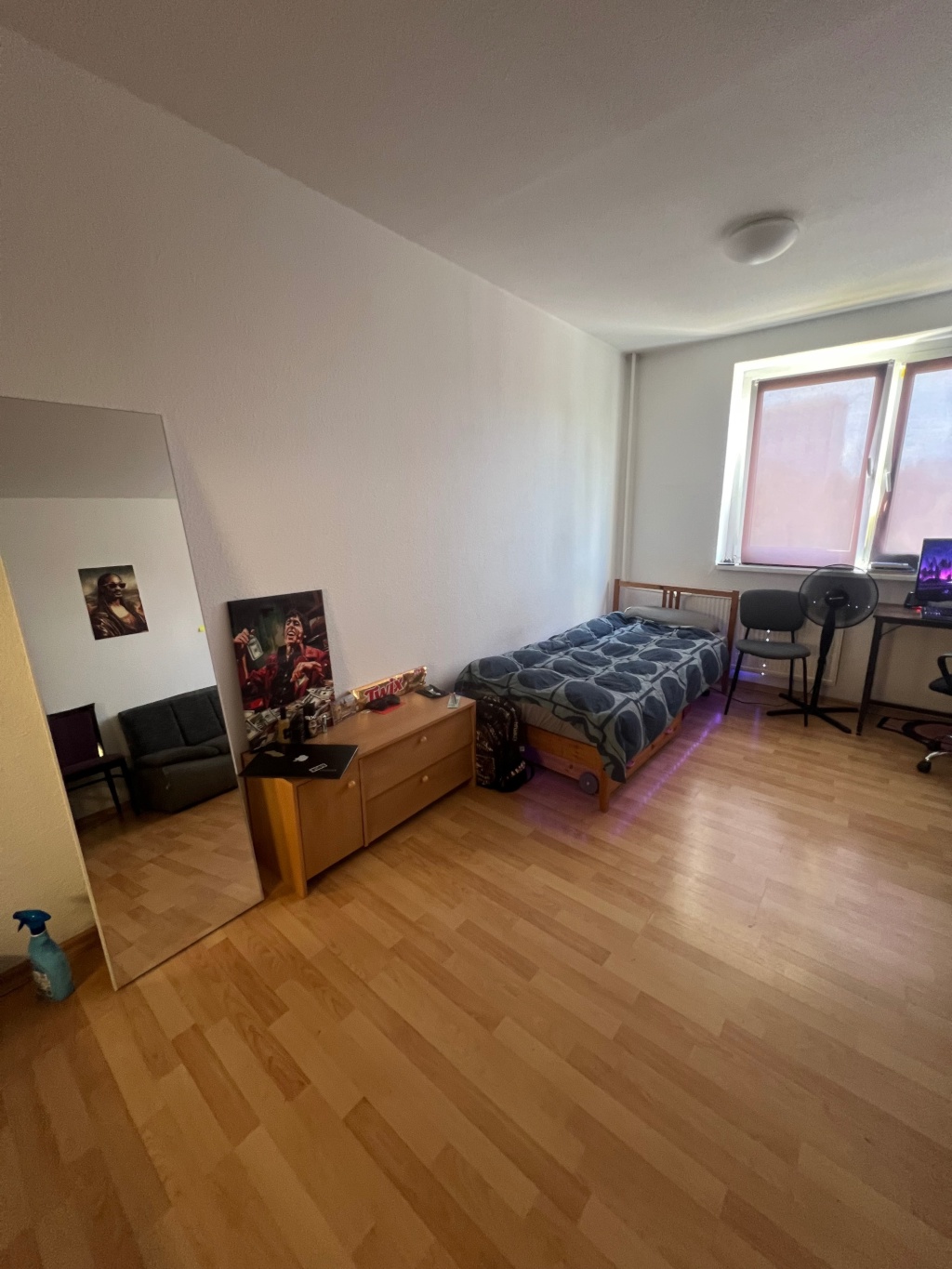 Möbliertes Einzelzimmer Wohnung – Zollrain 5, 6124 Halle (Saale) Halle-Neustadt – Vorschaubild 3