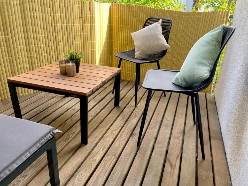 MD SFO | Suite First Option – möblierte 2 ZKB zentral – Balkon & Parkplatz wartet löffelfertig auf Sie! Ab 1.9 - befristet 6 bis 12 M - sofort einziehen! – Liebermannstraße 8, 39108 Magdeburg Stadtfeld Ost – Vorschaubild 5