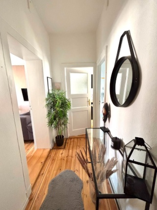 Sonnige Altbau Wohnung im Brüsseler Kiez — photo 1