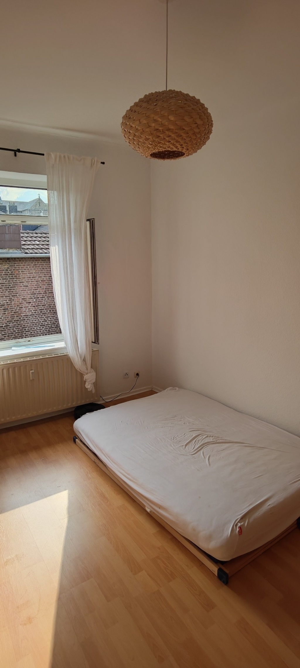 Möblierte 2-Zimmer Wohnung im Altbau in sehr zentraler Lage mit Dachterrasse, PV-Anlage und Klimaanlage – Stephanstraße 2, 52064 Aachen Aachen – Vorschaubild 11