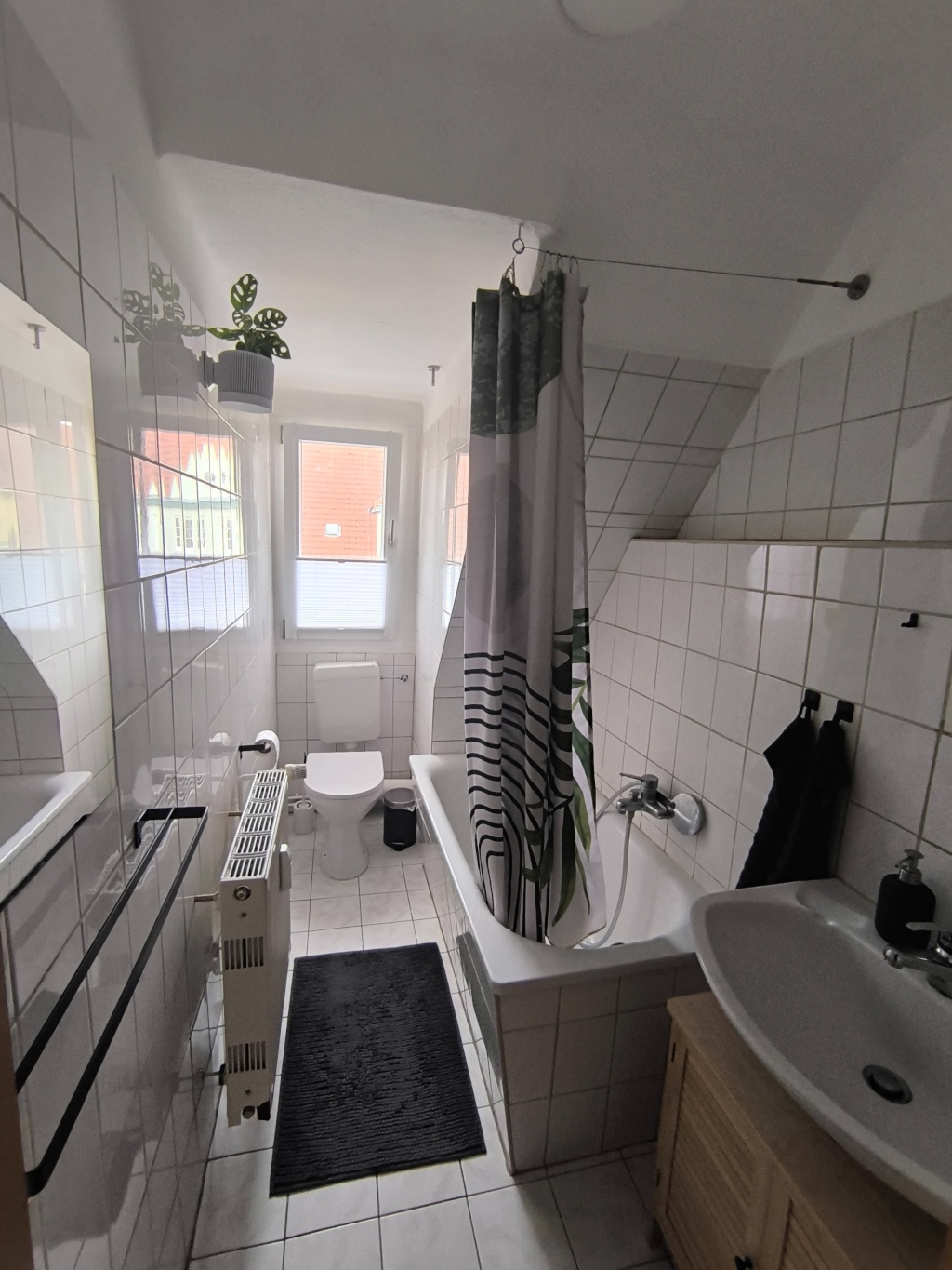 Möbelierte 1-Zimmer-Wohnung – Roststraße 27, 99086 Erfurt Ilversgehofen – Vorschaubild 7