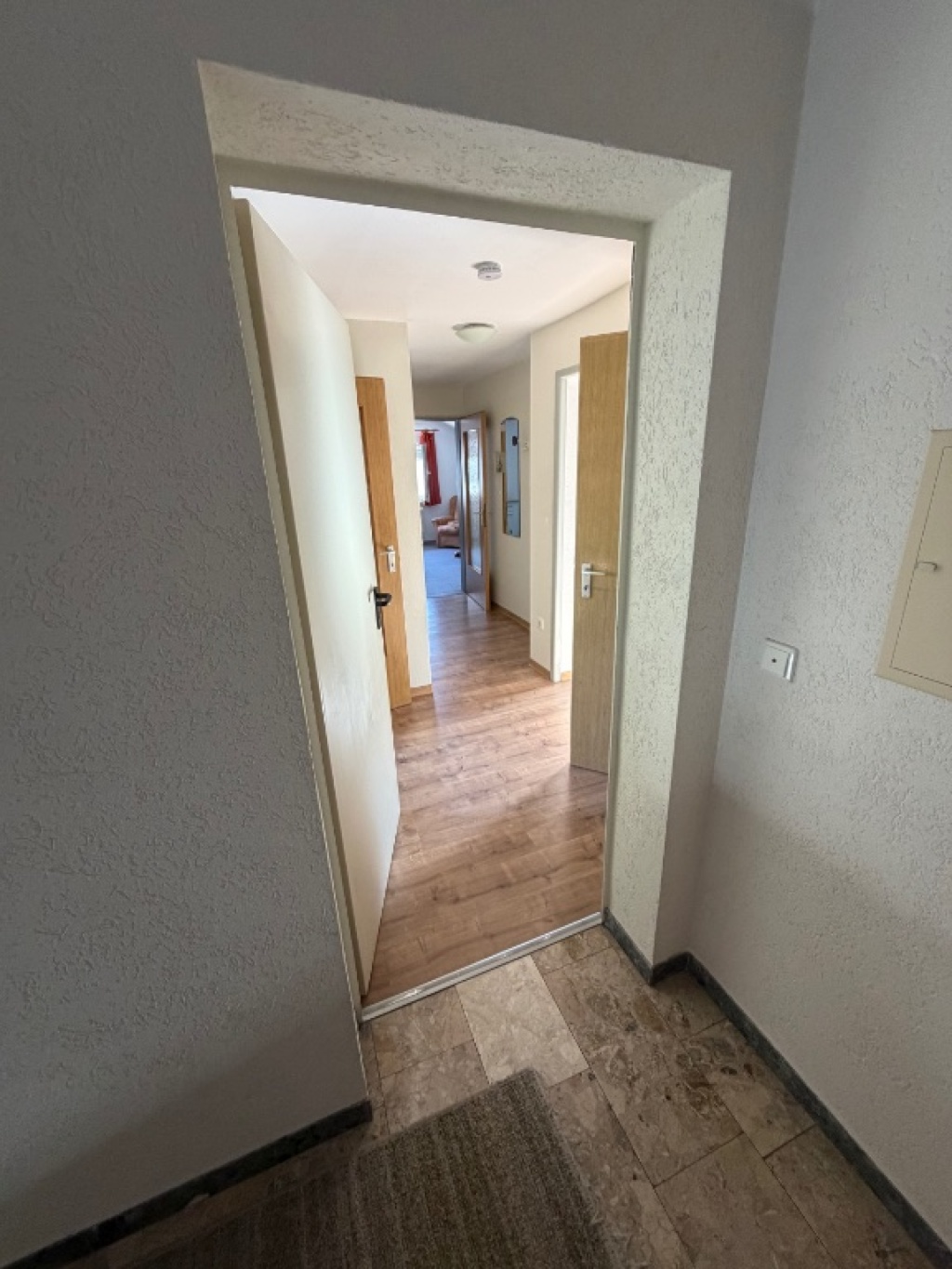 Möbelierte 2-Zimmerwohnung mit Küche und Bad (WG-geeignet) – Dümmerweg, 33104 Paderborn Schloß Neuhaus – Vorschaubild 2