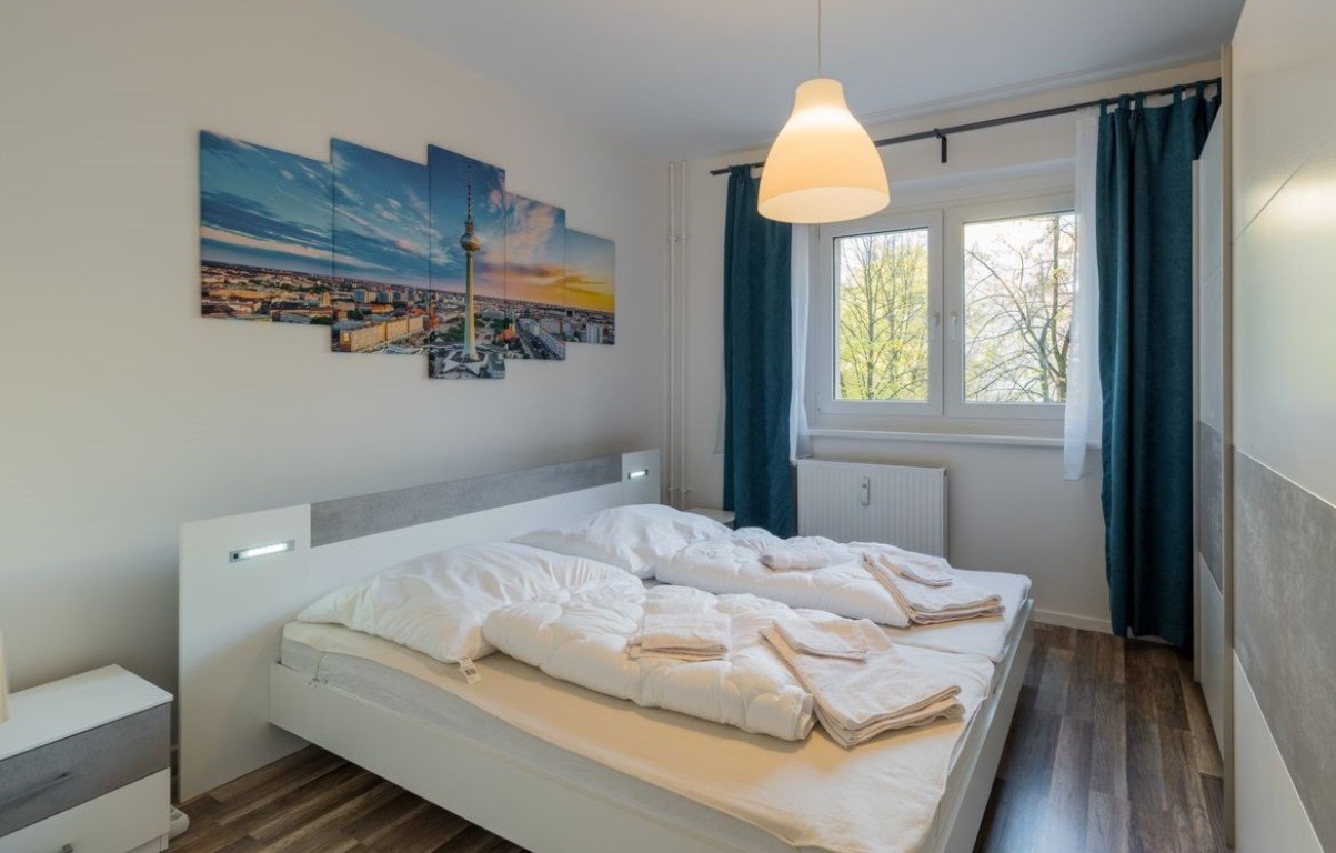 Möblierte 2-Zimmer Wohnung in Friedrichshain mit Anmeldung – Stralauer Allee, 10245 Berlin Friedrichshain – Vorschaubild 2