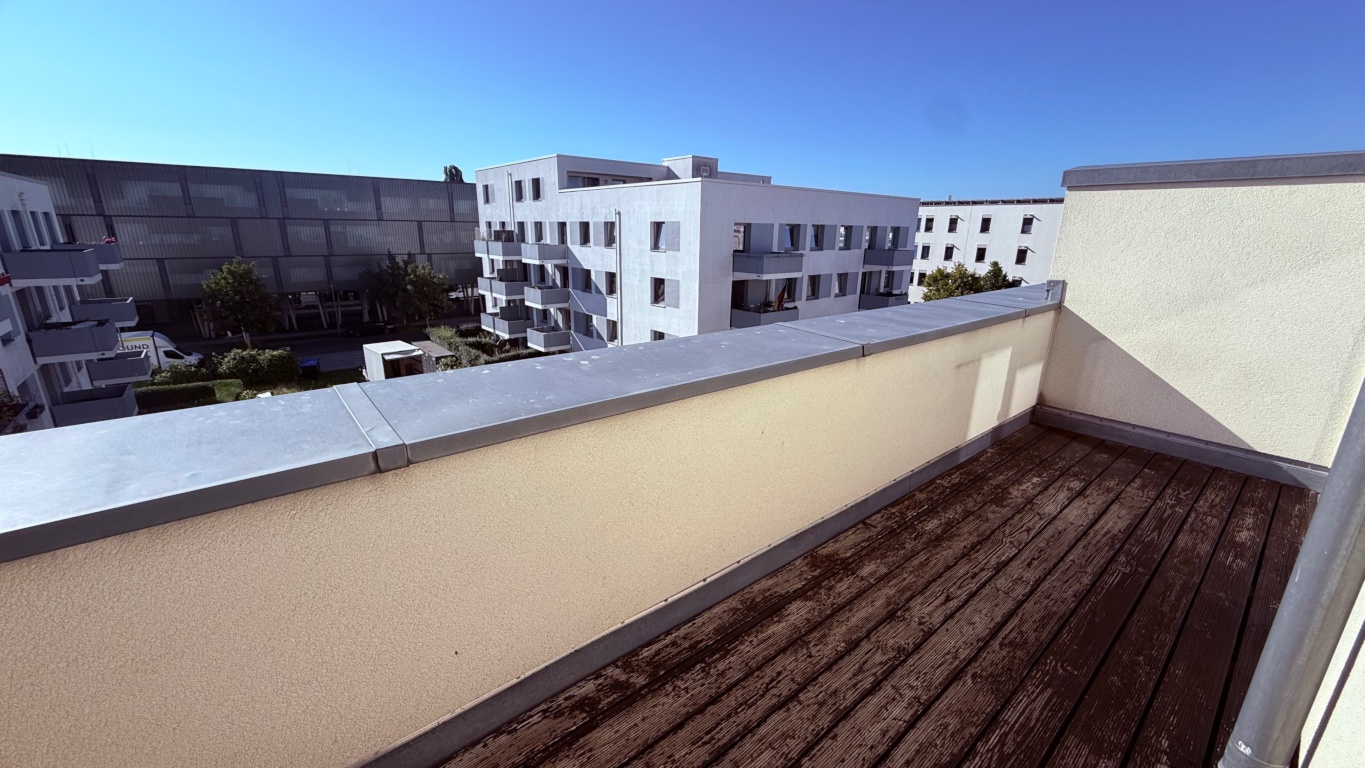 WG-Zimmer Adlershof Newtonstraße 11 - Deine/Eure Dachterasse