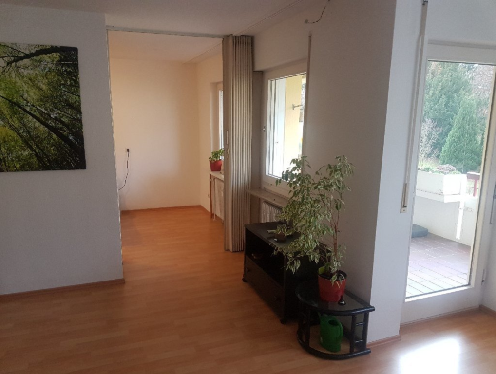 Sehr ruhig gelegene, helle 2 1/2 Zimmer-Wohnung in Stuttgart Bad Cannstatt – Einsteinstrasse, 70374 Stuttgart Bad Cannstatt – Vorschaubild 3