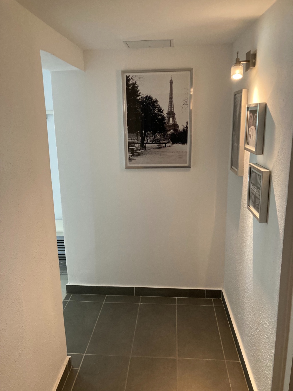 Biete voll möblierte 2-Zimmer Souterrain Wohnung – Dompfaffstraße, 91056 Erlangen Alt-Erlangen – Vorschaubild 6