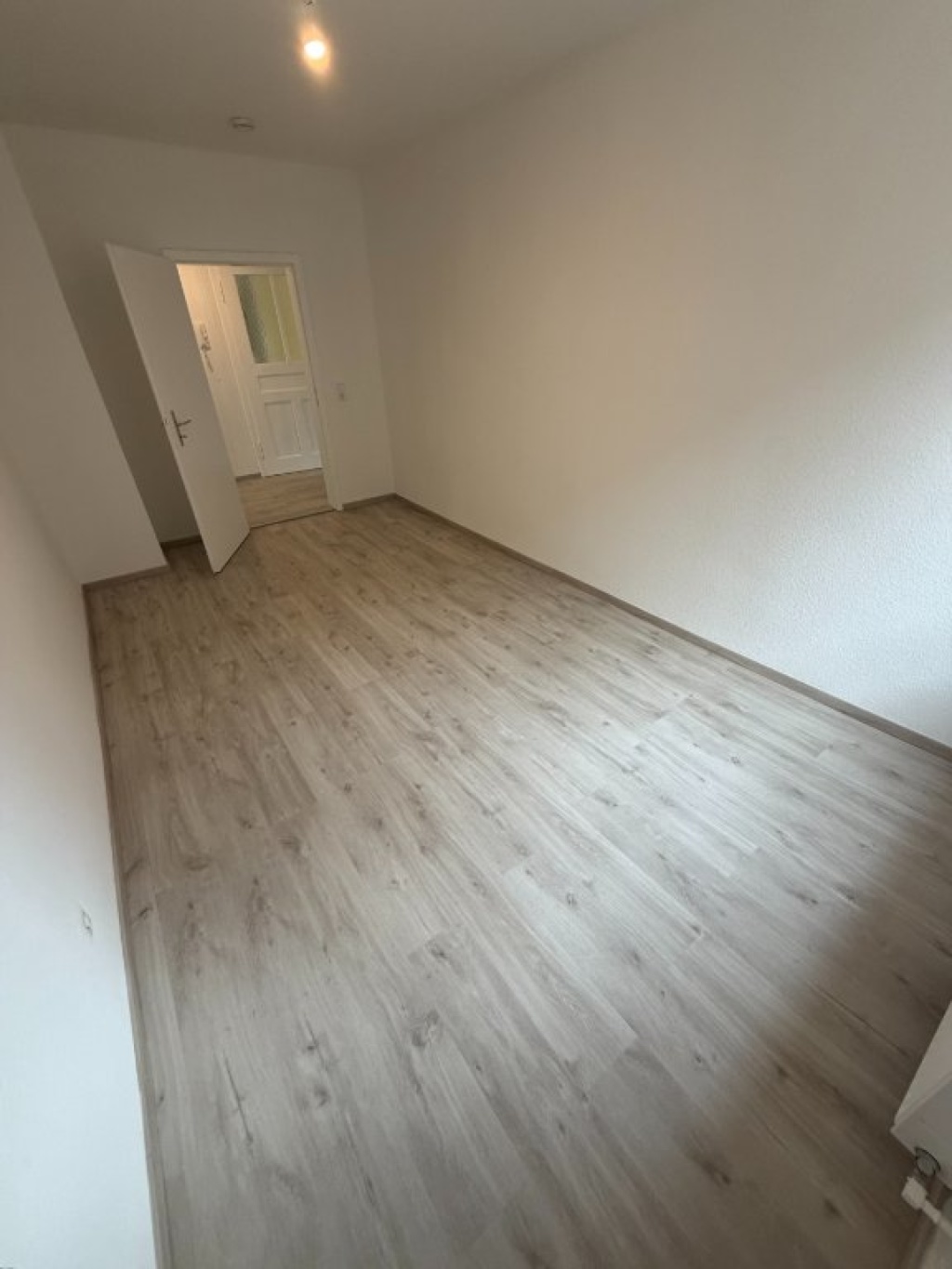neu renovierte helle 3 Zimmer Wohnung in Stuttgart West zu vermieten – Schwabstrasse, 70197 Stuttgart West – Vorschaubild 13