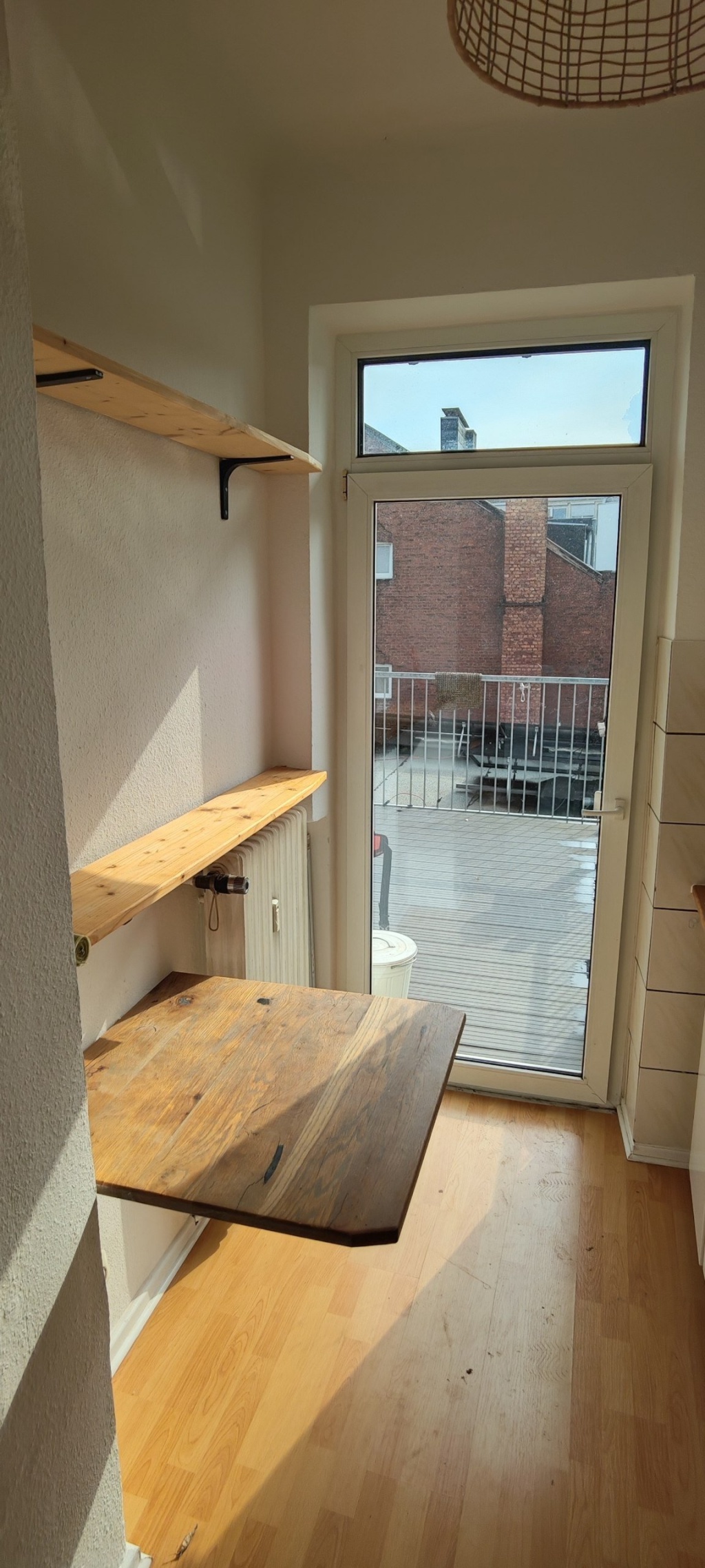 Möblierte 2-Zimmer Wohnung im Altbau in sehr zentraler Lage mit Dachterrasse, PV-Anlage und Klimaanlage – Stephanstraße 2, 52064 Aachen Aachen – Vorschaubild 9