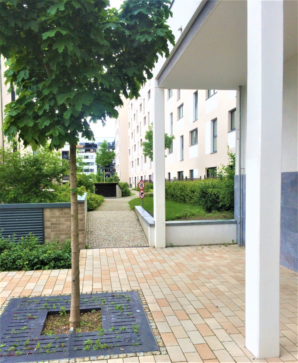 Wohnung Mitte Bärbel-Bohley-Ring 26 - HaHauseingang Studio House