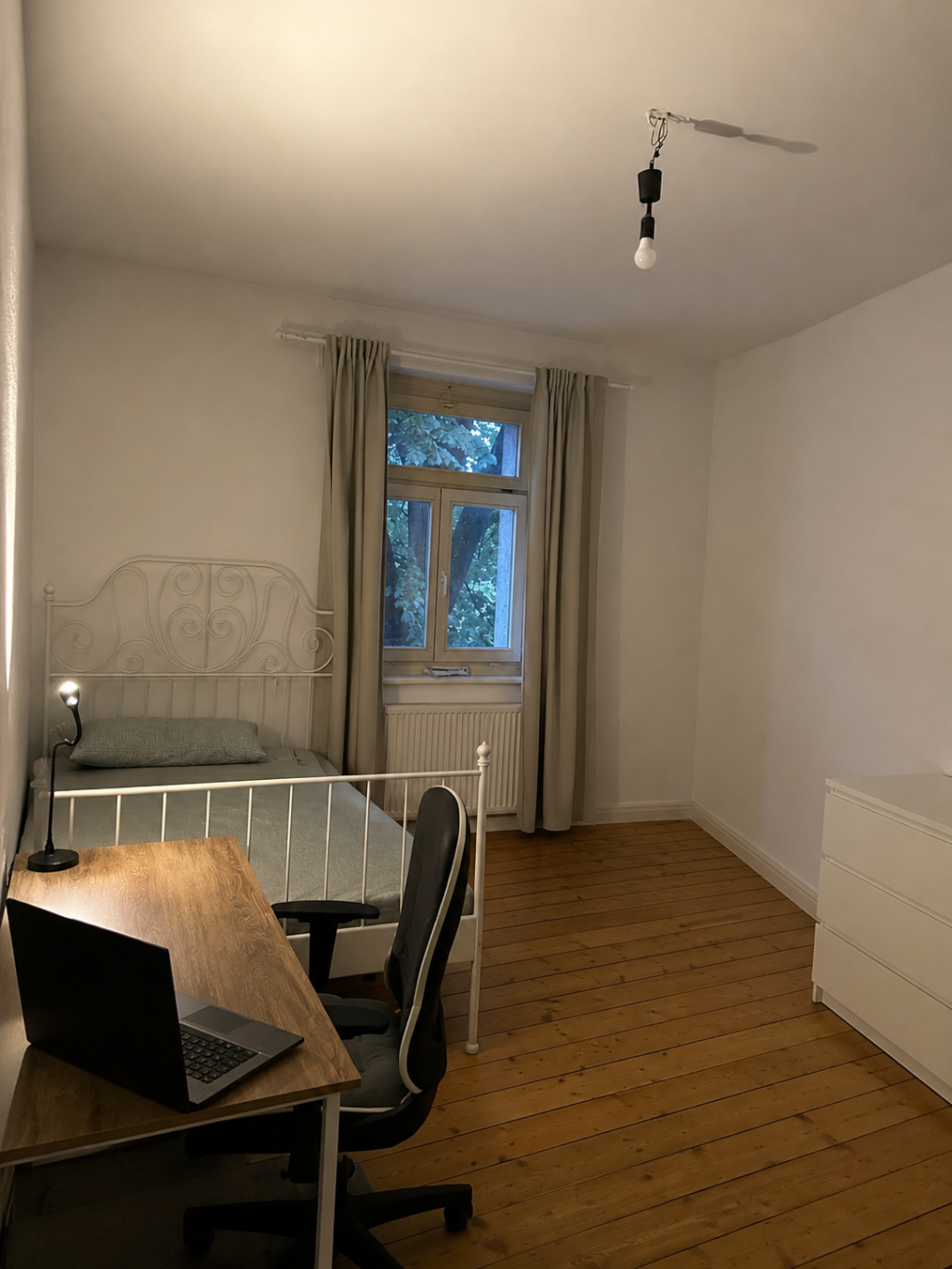 1 Zimmer in einer 3-Personen-WG – Graurheindorfer Straße, 53117 Bonn Castell – Vorschaubild 5