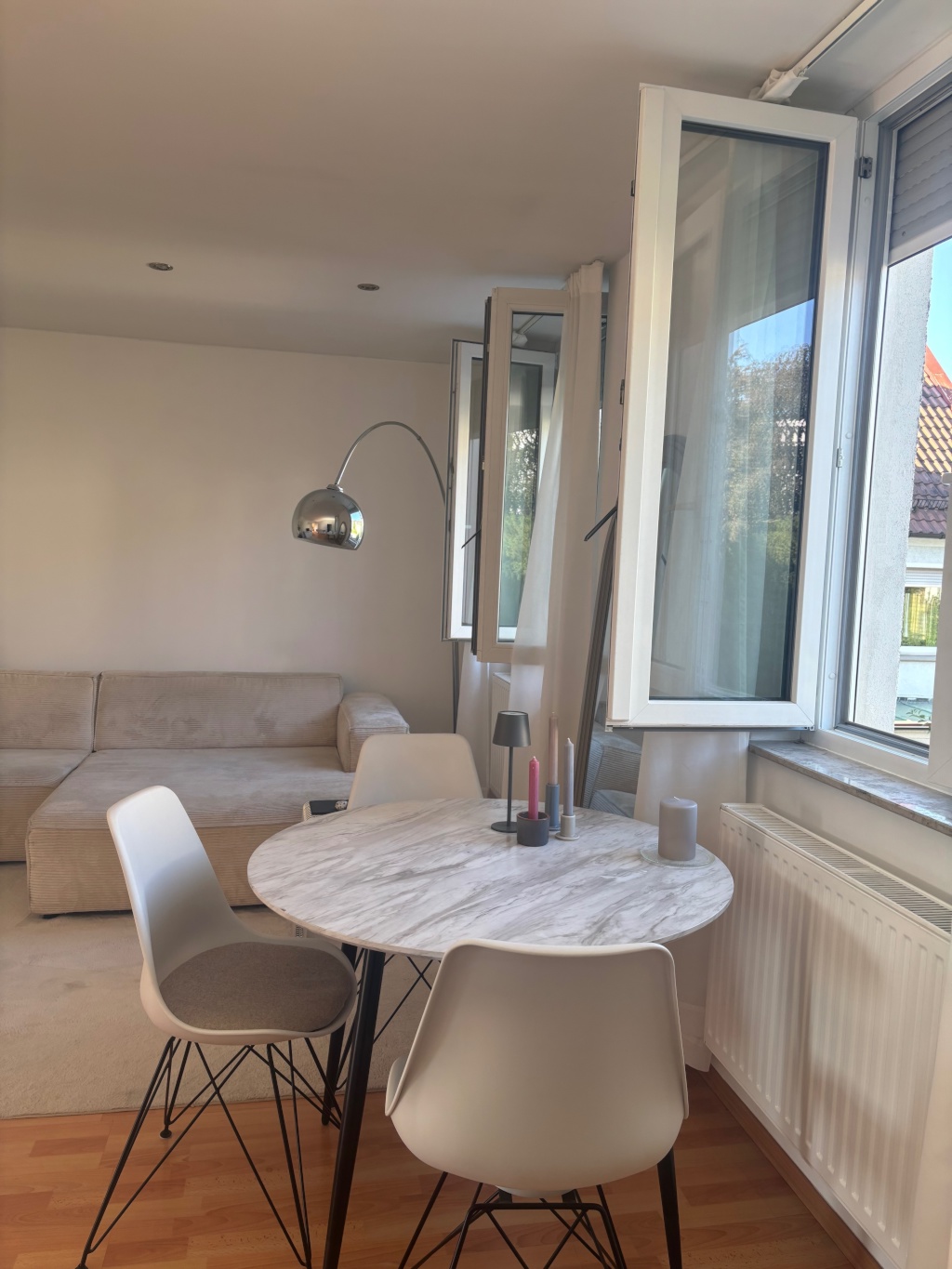 Ruhige 2-Zimmer-Wohnung – Schwarenbergstraße, 70188 Stuttgart Ost – Vorschaubild 2