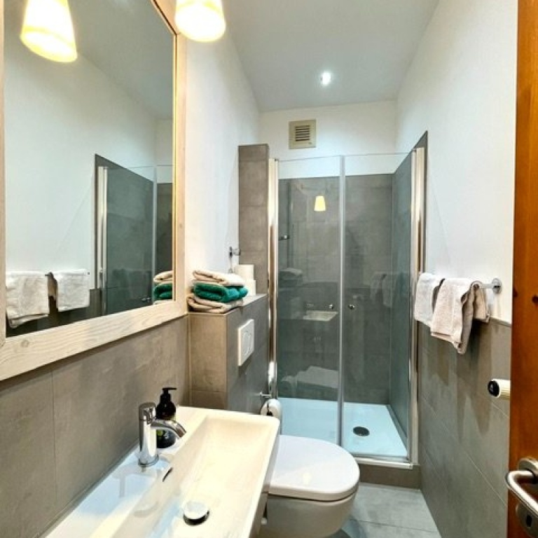 2 Zimmer, 49m2, Altbau, Erdgeschoss mit eigenem Zugang zum Garten – Immendal, 47053 Duisburg Hochfeld – Vorschaubild 3