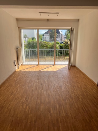 Ad image: Schöne 2-Zimmer-Whg, in Nachbarschaft zu Uniklinik und Tierklinik, Balkon, Stellplatz