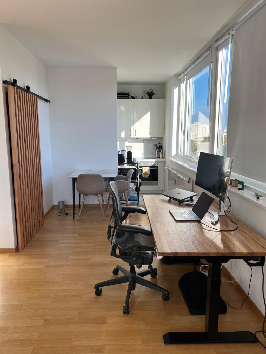 Möblierte Wohnung in Tiergarten. Perfekt für Homeoffice. Verfügbar ab 14.09.2026 - 01.04.2027 – Klopstockstraße 32, 10557 Berlin Tiergarten – Vorschaubild 2